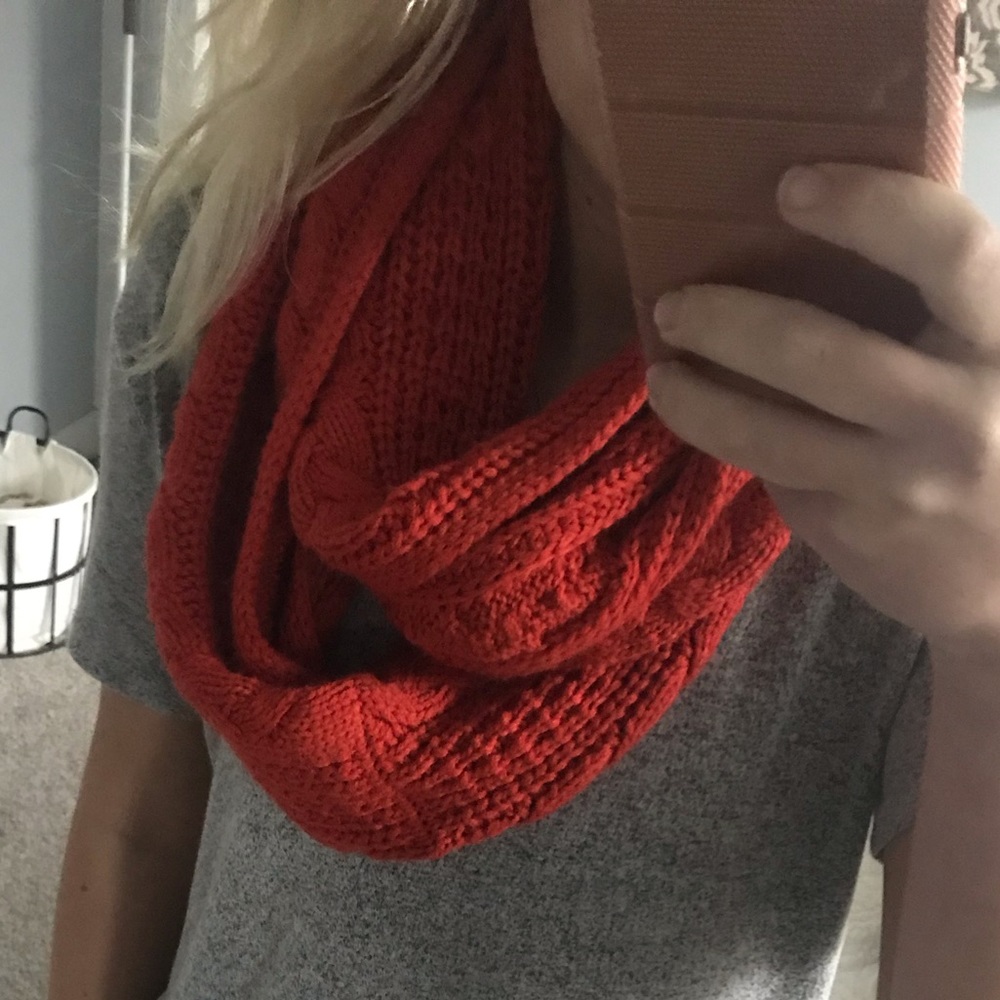 Banana Republic scarf ♥️